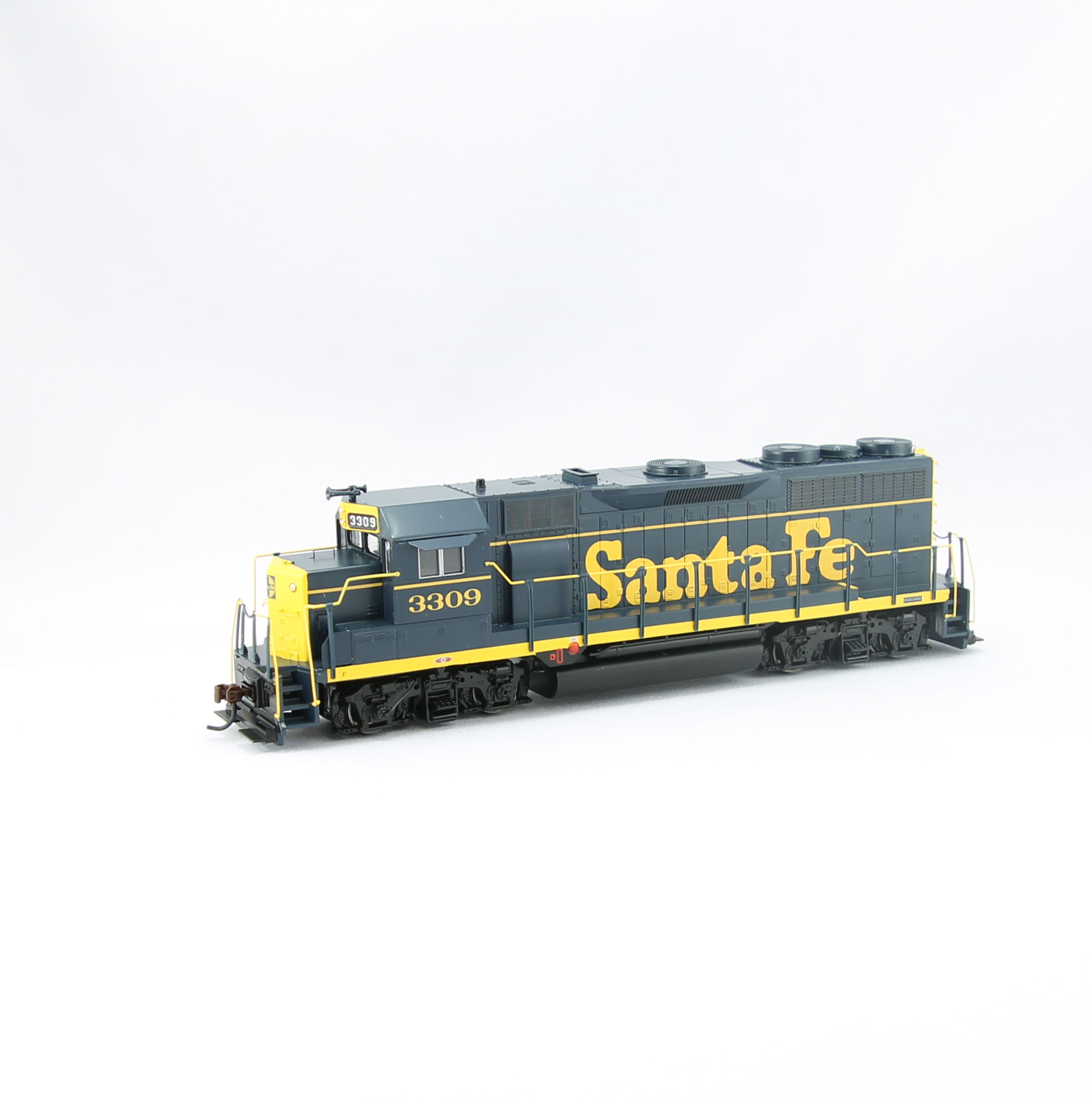 Athearn HO GP35 Santa Fe "Pinstripe"