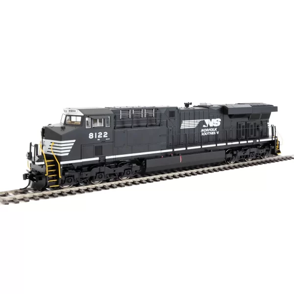 Walthers Mainline HO ES44AC Norfolk Southern "Horsehead" w/ DCC & Sound - Image 2