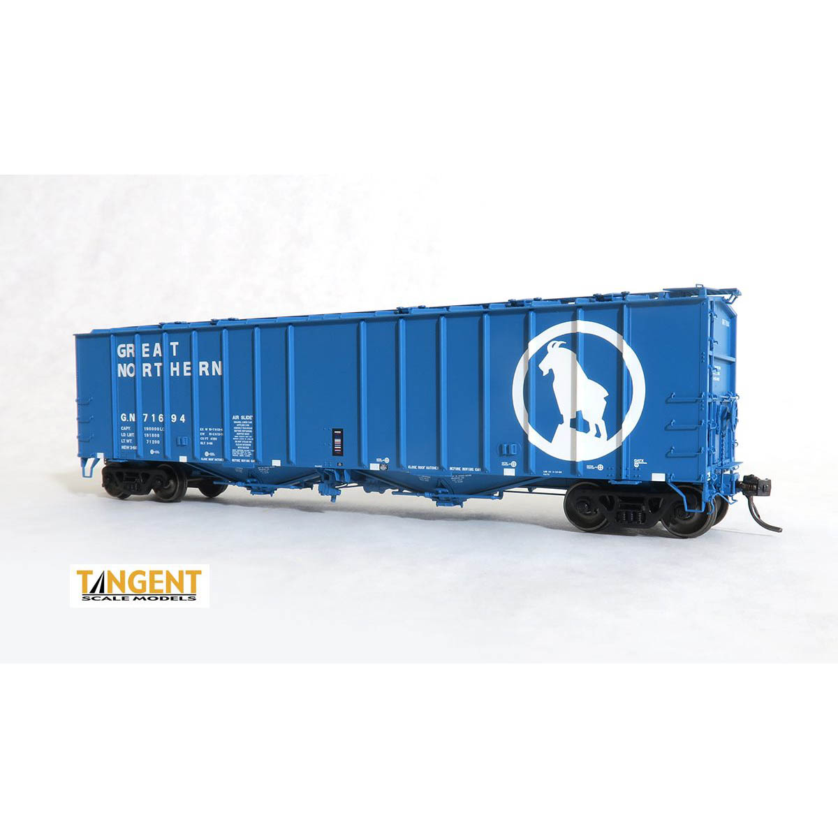 Tangent HO GA 4180 Airslide Covered Hopper Great Northern