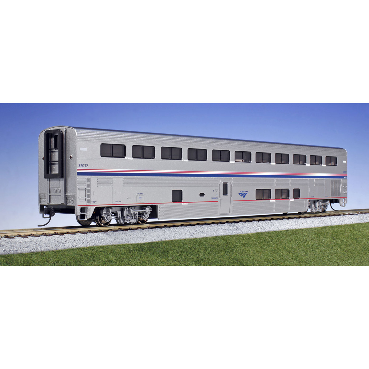 Kato HO Superliner Sleeper Amtrak "Phase IVb"