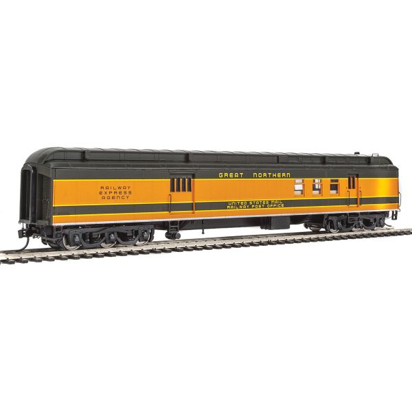 Walthers Proto HO 70' Heavyweight RPO-Baggage Great Northern "Clerestory Roof"