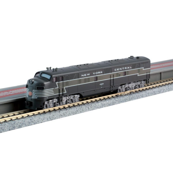 Kato N E7A & A New York Central w/ DCC & Sound
