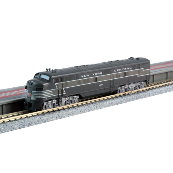 Kato N E7A & A New York Central w/ DCC & Sound - Image 2