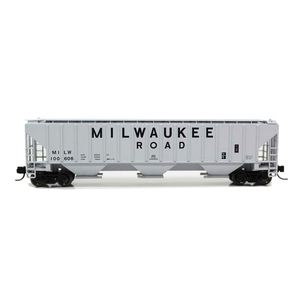 Fox Valley Models N PS 4740 3-Bay Covered Hopper Milwaukee Road "Billboard"