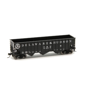 Bowser HO 70 Ton 14 Panel Hopper Delaware & Hudson