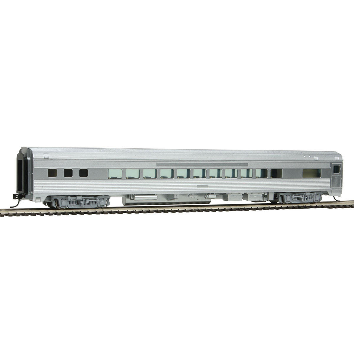 Walthers Mainline HO 85' Budd Small Window Coach Unlettered "Silver"