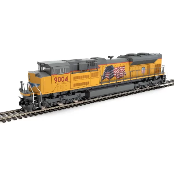 Walthers Mainline HO SD70ACe Union Pacific "Yellow Sill Stripe & Low Headlight" w/ DCC & Sound - Image 2