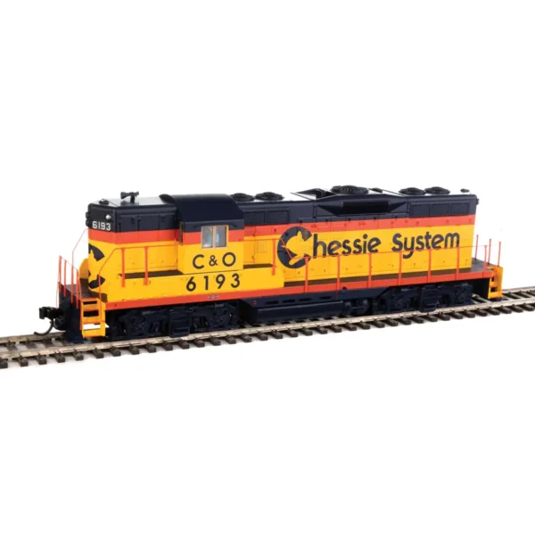Walthers Mainline HO GP9 Phase II Chessie System "C&O"