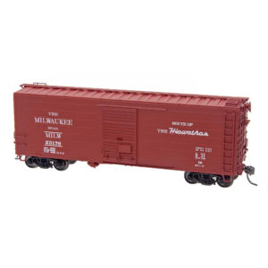 Intermountain HO 40' Rib Side Box Car Milwaukee Road "Hiawatha, Youngstown Doors"