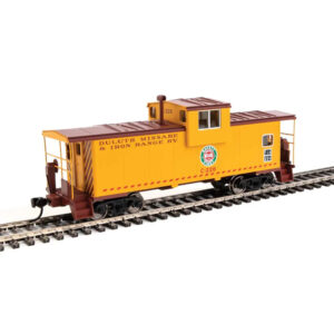 Walthers Mainline HO Wide Vision Caboose Duluth Missabe & Iron Range