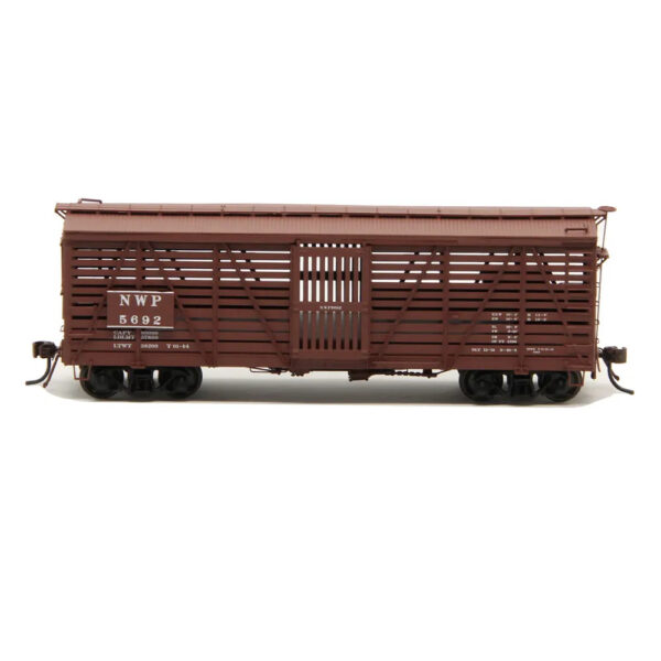 Red Caboose HO 40' S-40-5 Stock Car Northwestern Pacific "Pre 1946 Scheme"