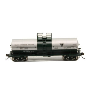 Atlas HO 11,000 Gallon Tank Car Solvay