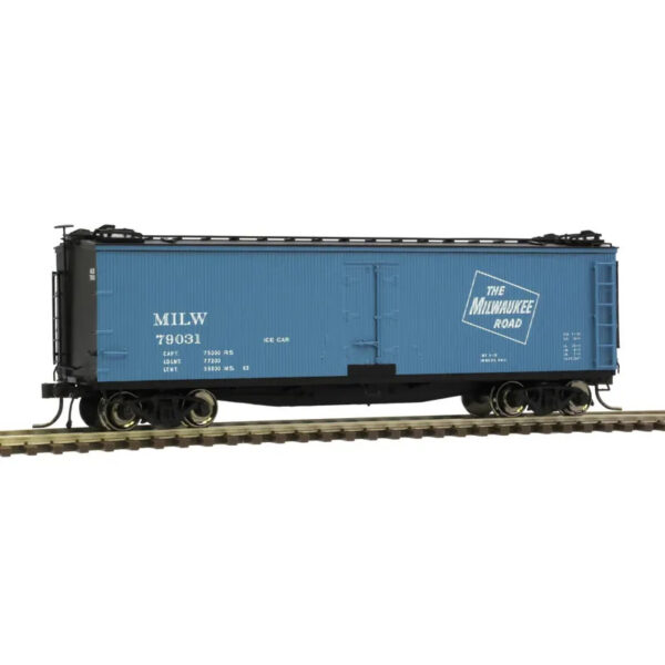 Atlas HO 40' Wood Reefer Milwaukee Road "Ice Service"