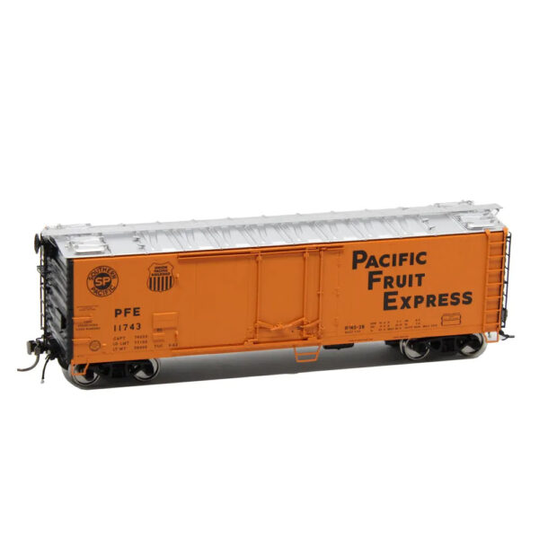 Rapido HO PFE R-40-28 Reefer Pacific Fruit Express "1961 Scheme"