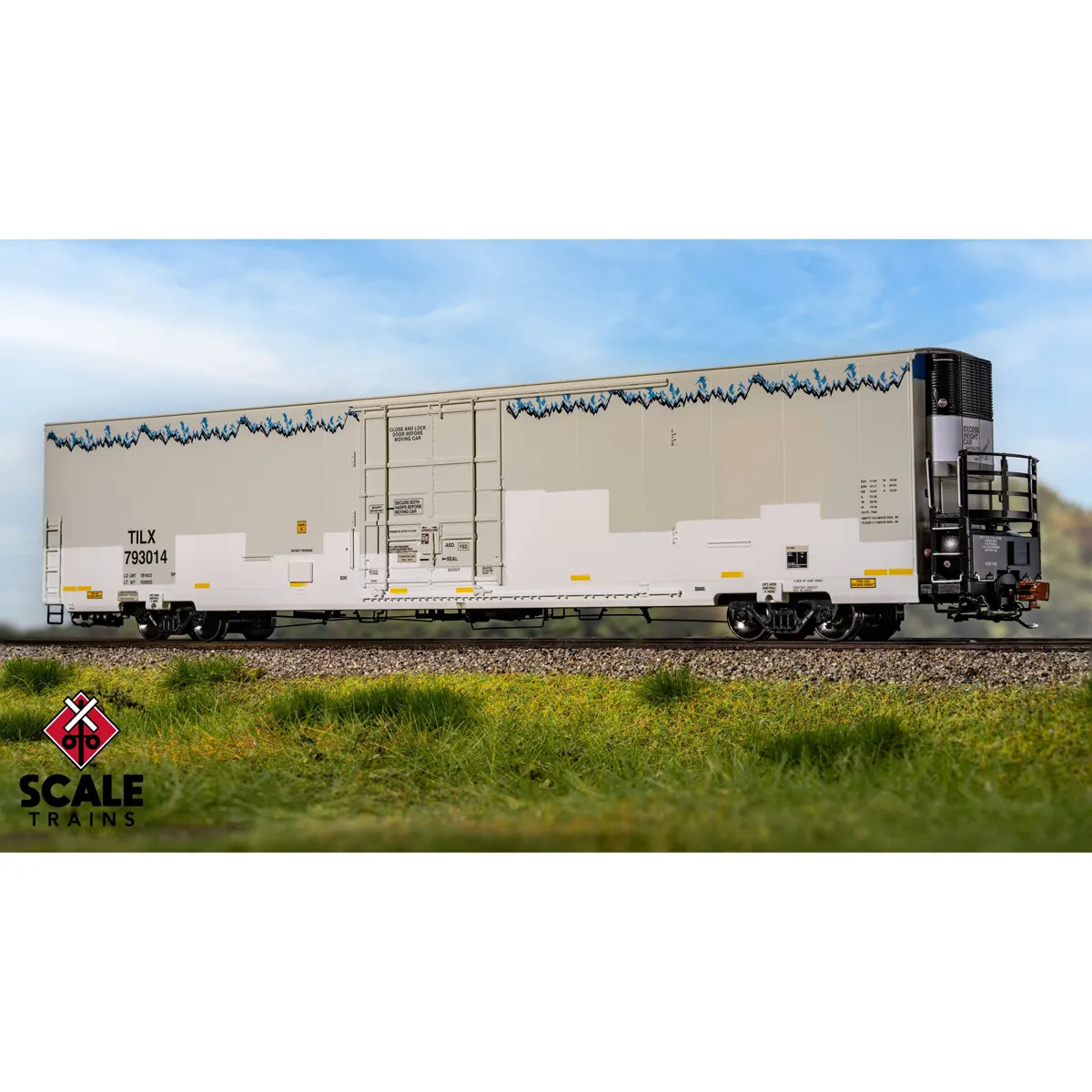 Scale Trains HO Rivet Counter Trinity 82' Reefer Trinity Leasing "TILX, ex BNSF"