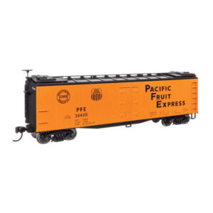 Walthers Mainline HO 40' Wood Reefer Pacific Fruit Express "Black Roof & Ends"