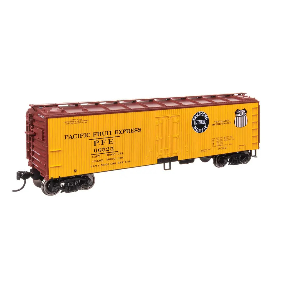 Walthers Mainline HO 40' Wood Reefer with Steel Ends Pacific Fruit Express