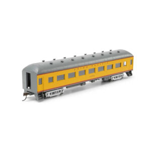 Athearn HO Arch Roof Coach Union Pacific